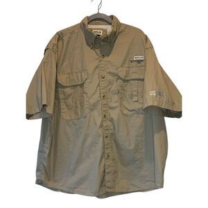 Magellan Sportswear Vented Fishing Shirt Mens Size XXL Khaki Tan Short Sleeve